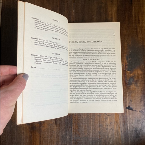 Hi-Fi Stereo Handbook by William F. Boyce
Third Edition, Fifth Printing 1970 - Picture 15 of 17